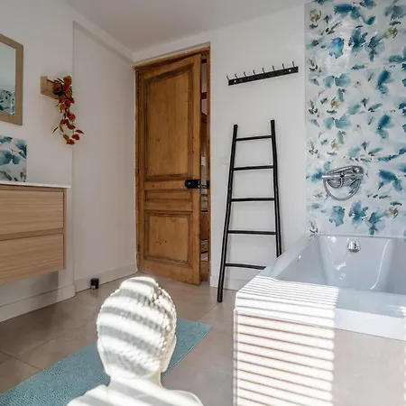 فيلة Maison Du Verger A دارْدييِ